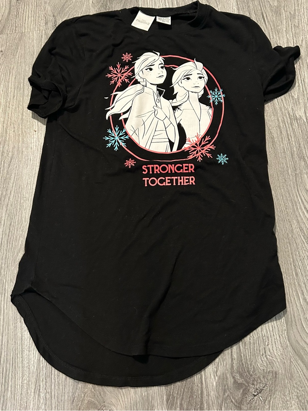 Women’s 'Stronger Together' Frozen Graphic Tee Frozen 2 XS or Youth XL